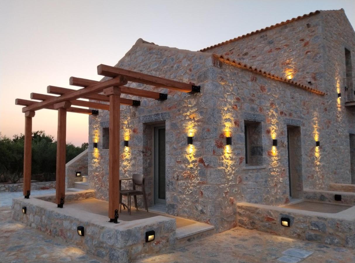 Terra Di Pietra Exclusive Suites & Apartments Αρεόπολις Εξωτερικό φωτογραφία