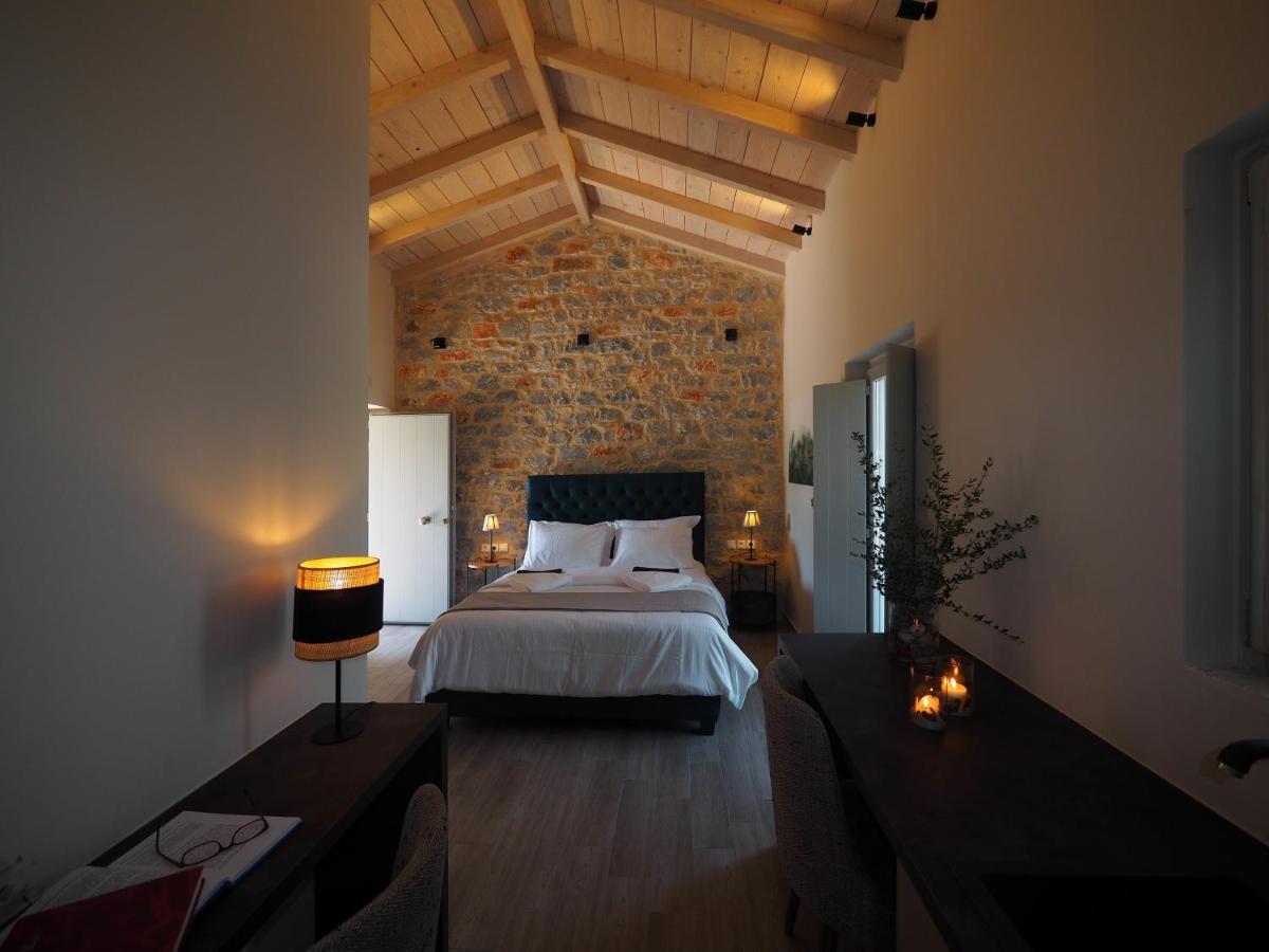 Terra Di Pietra Exclusive Suites & Apartments Αρεόπολις Εξωτερικό φωτογραφία