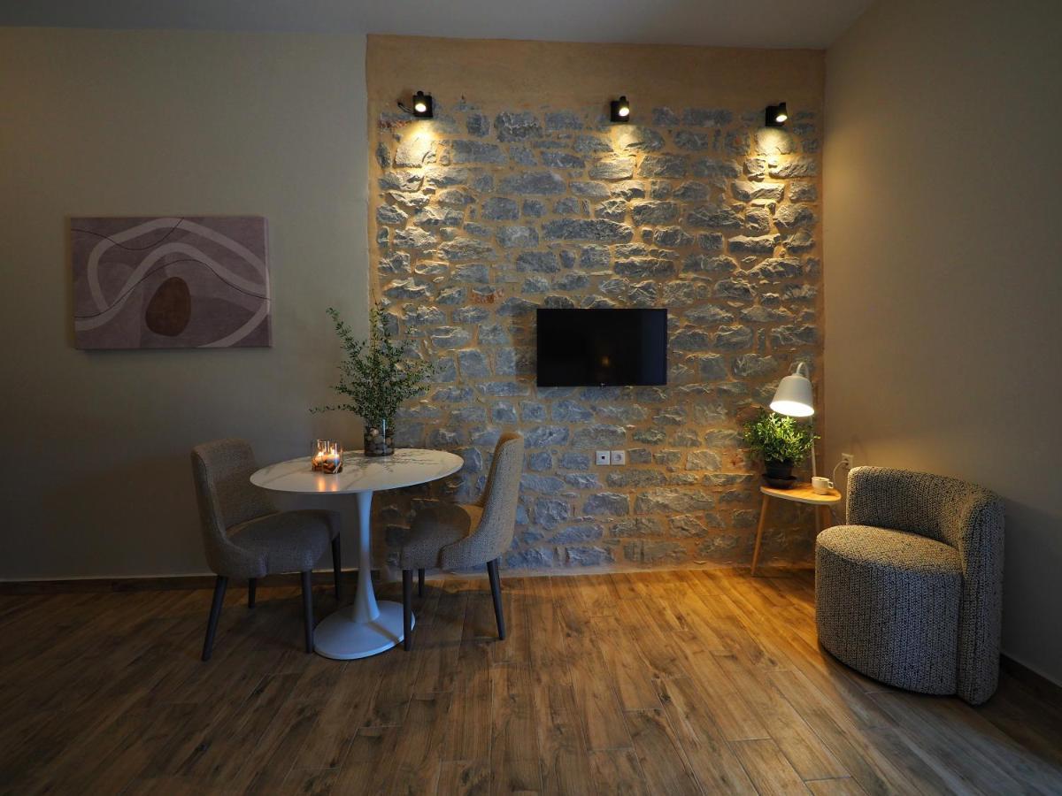 Terra Di Pietra Exclusive Suites & Apartments Αρεόπολις Εξωτερικό φωτογραφία