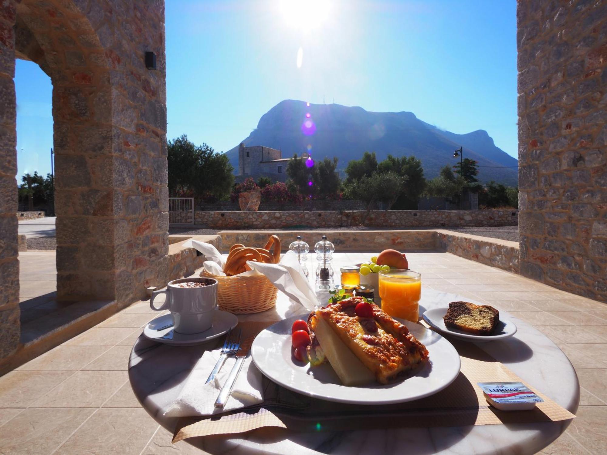 Terra Di Pietra Exclusive Suites & Apartments Αρεόπολις Εξωτερικό φωτογραφία