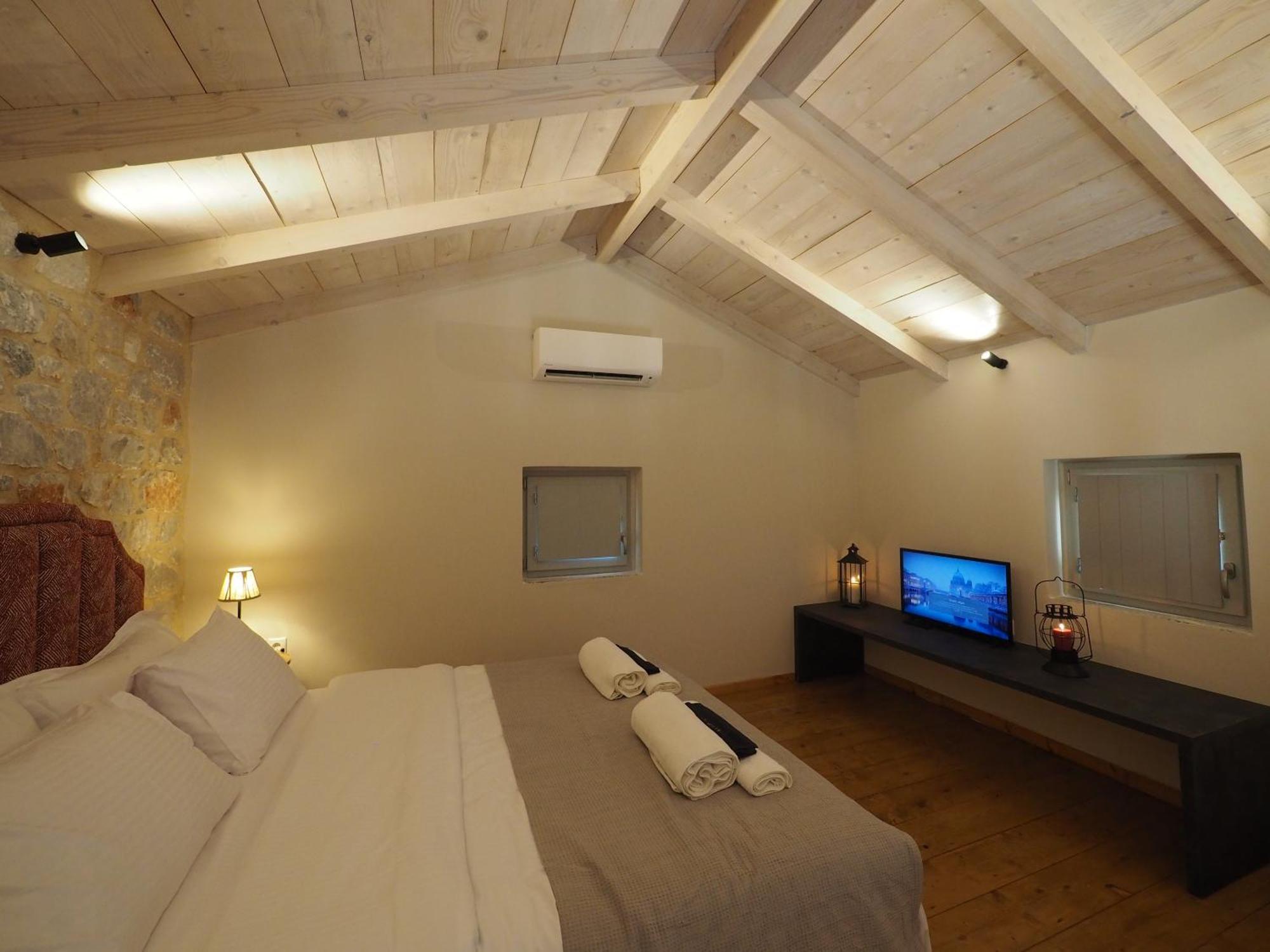 Terra Di Pietra Exclusive Suites & Apartments Αρεόπολις Εξωτερικό φωτογραφία