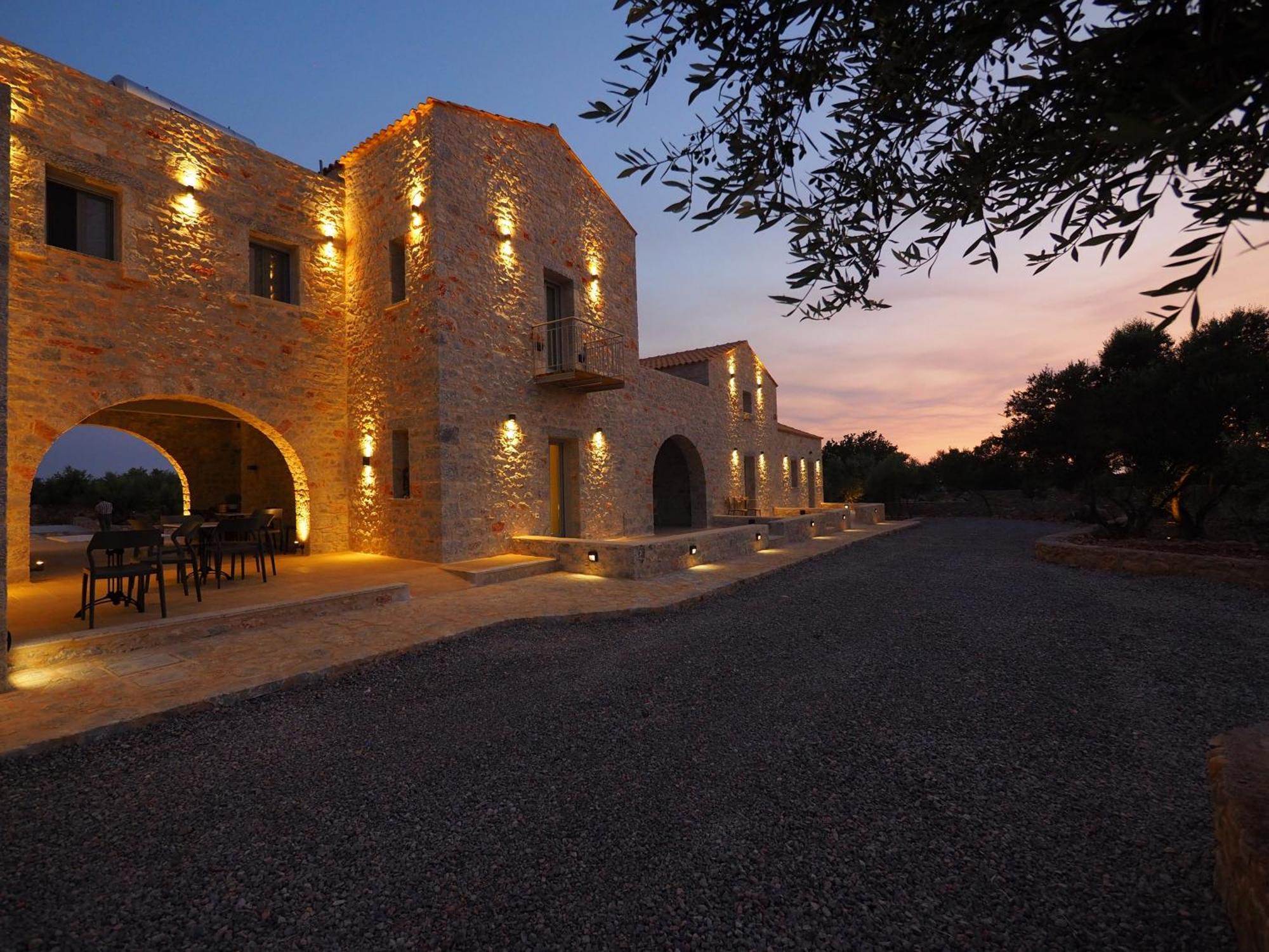 Terra Di Pietra Exclusive Suites & Apartments Αρεόπολις Εξωτερικό φωτογραφία