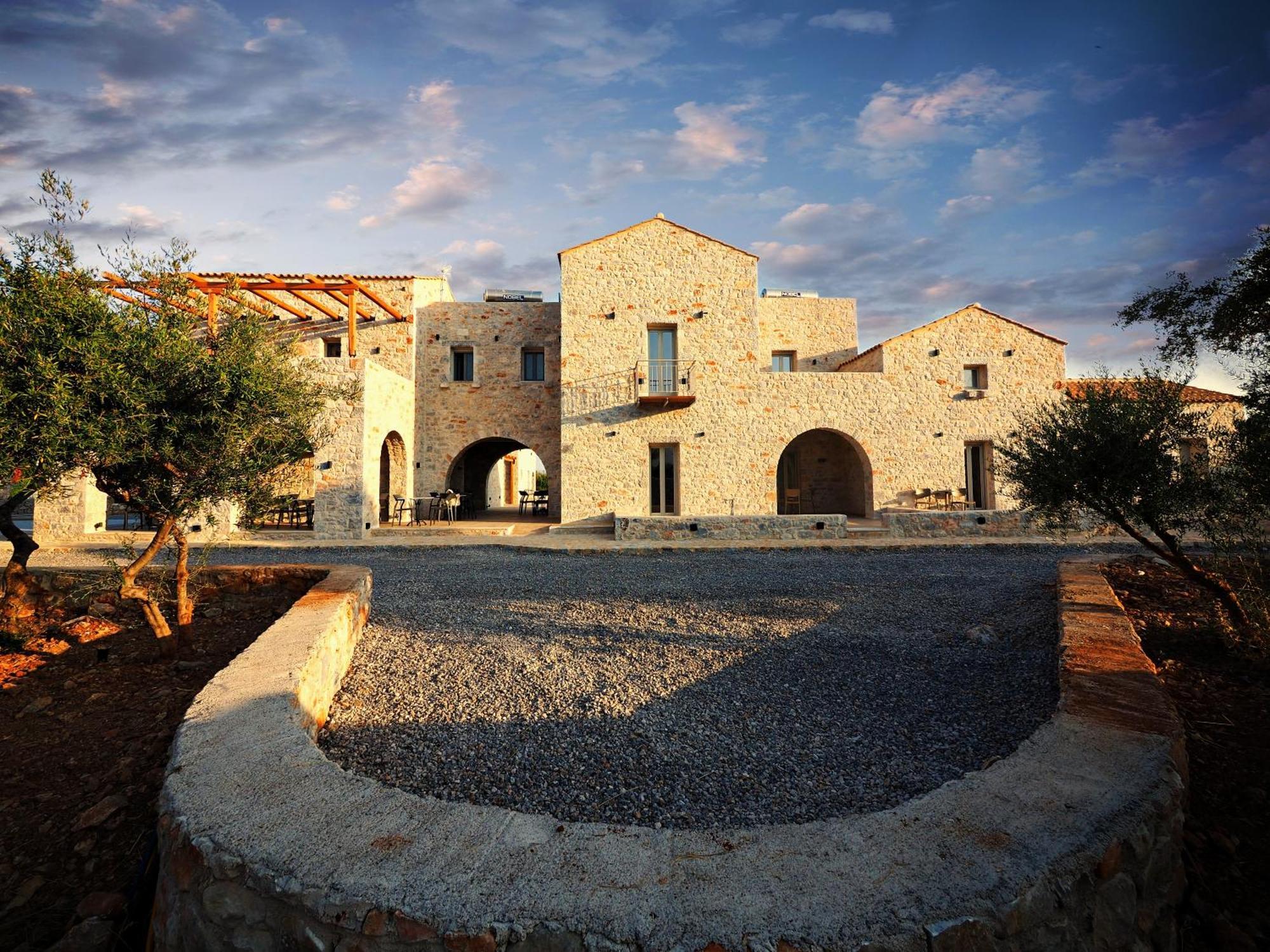 Terra Di Pietra Exclusive Suites & Apartments Αρεόπολις Εξωτερικό φωτογραφία