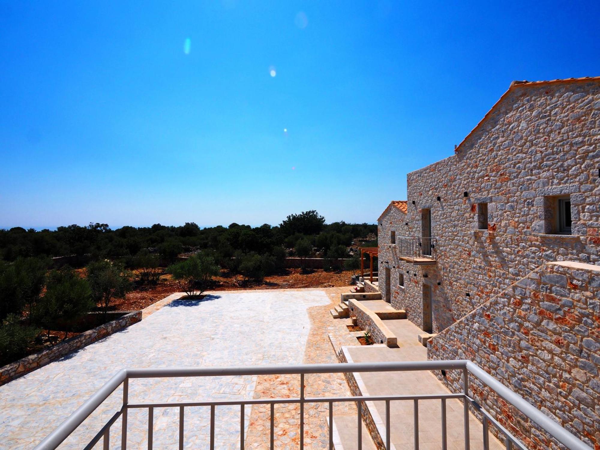 Terra Di Pietra Exclusive Suites & Apartments Αρεόπολις Εξωτερικό φωτογραφία