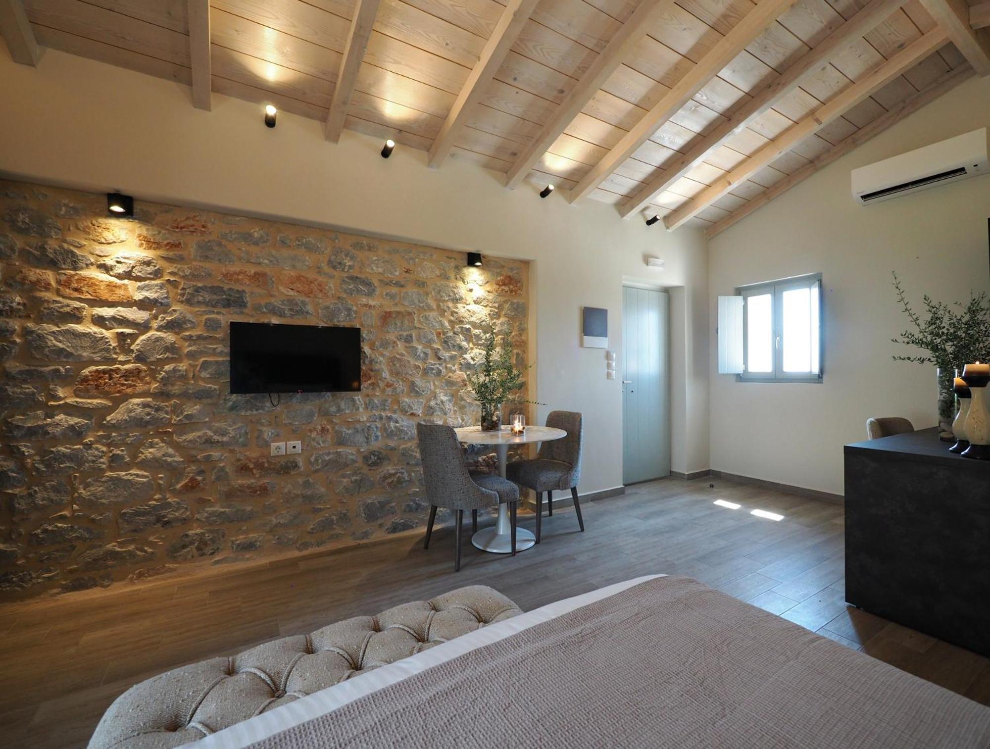 Terra Di Pietra Exclusive Suites & Apartments Αρεόπολις Εξωτερικό φωτογραφία